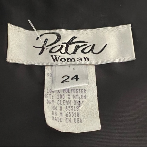 Preowned Patra woman plus size gown (24) - Picture 3 of 6